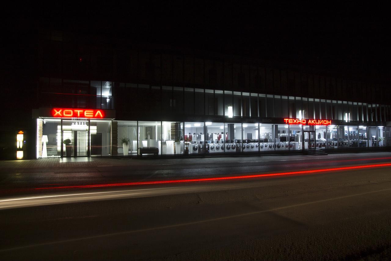 Acktion Deluxe Hotel Shumen Exterior foto