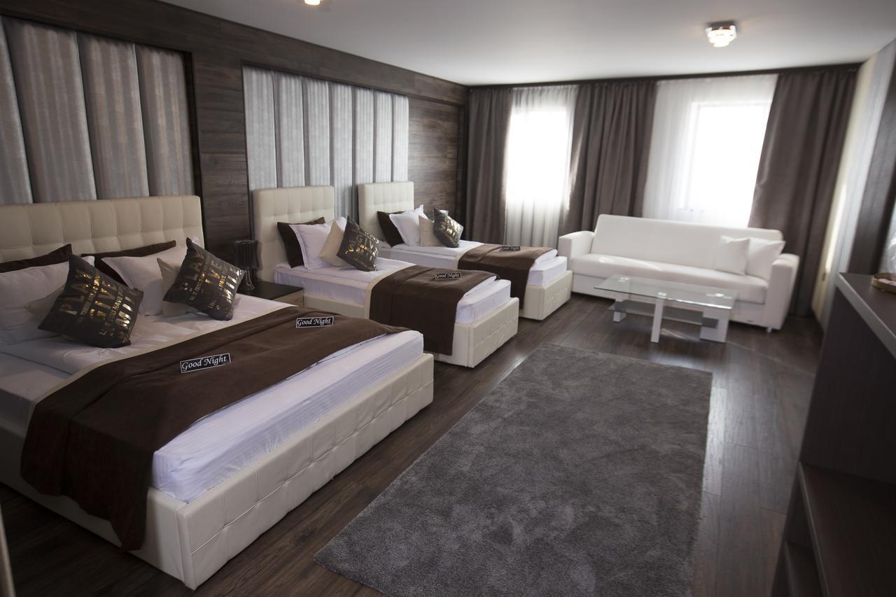 Acktion Deluxe Hotel Shumen Exterior foto